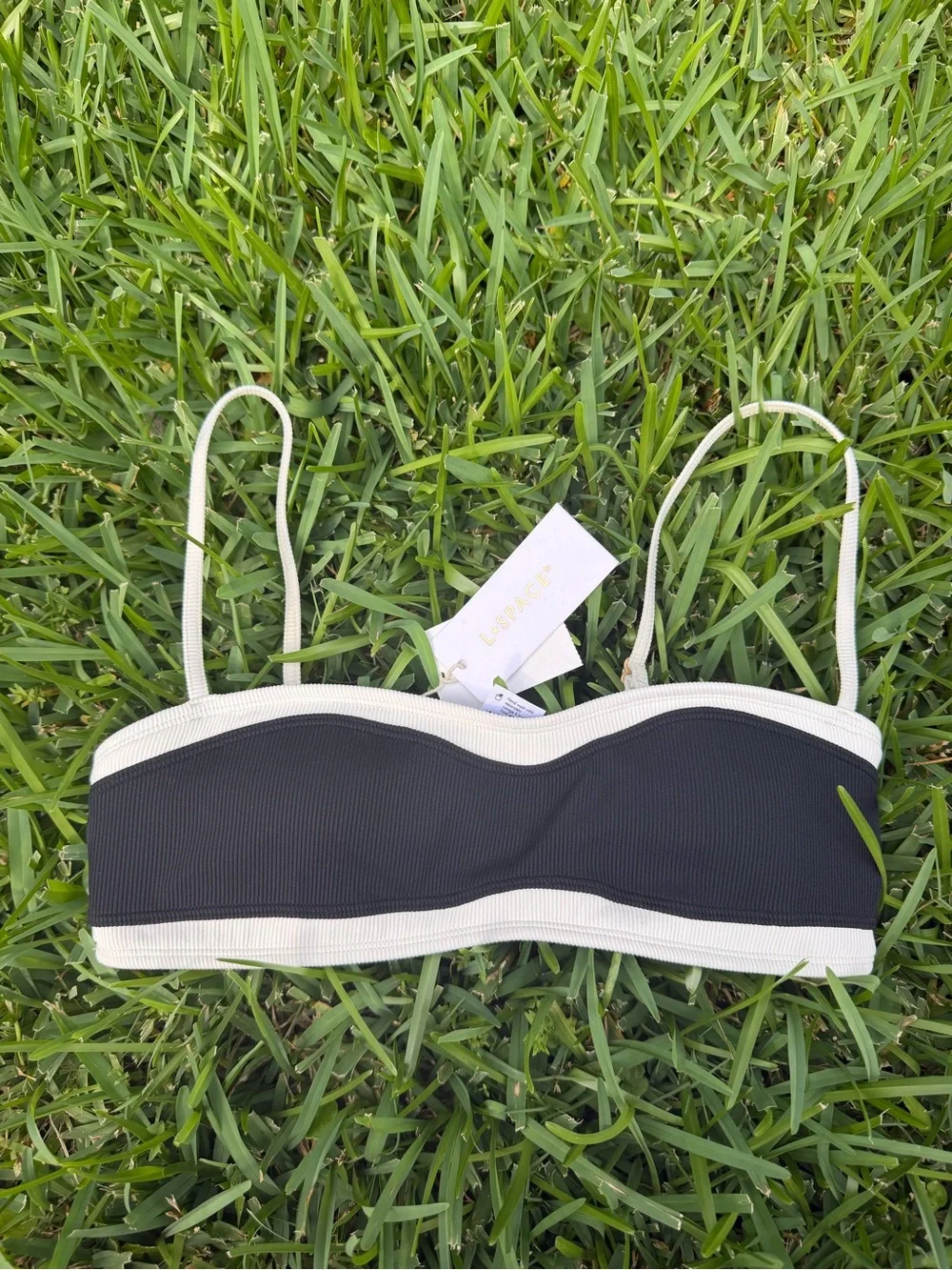 L*SPACE Madison Bikini Top Black/Cream Ribbed Colorblock Size M NWT